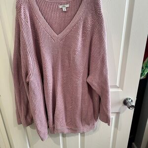 Croft & Barrow Mauve V-Neck Sweater